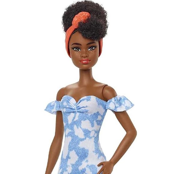 Mattel Other - Super Cute African American Barbie w Free doll stand.